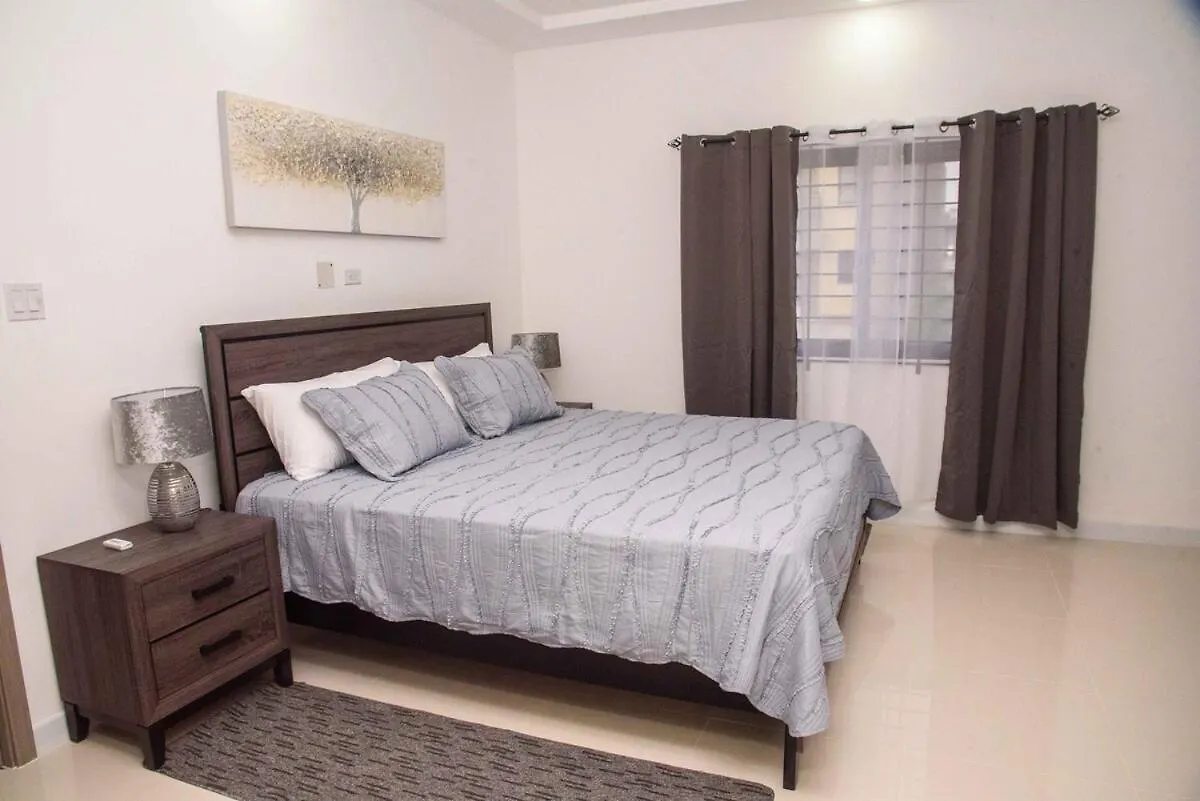 Oricha Villa- Stylish 2-Bedroom Retreat With Ac & Pool Access Ocho Rios