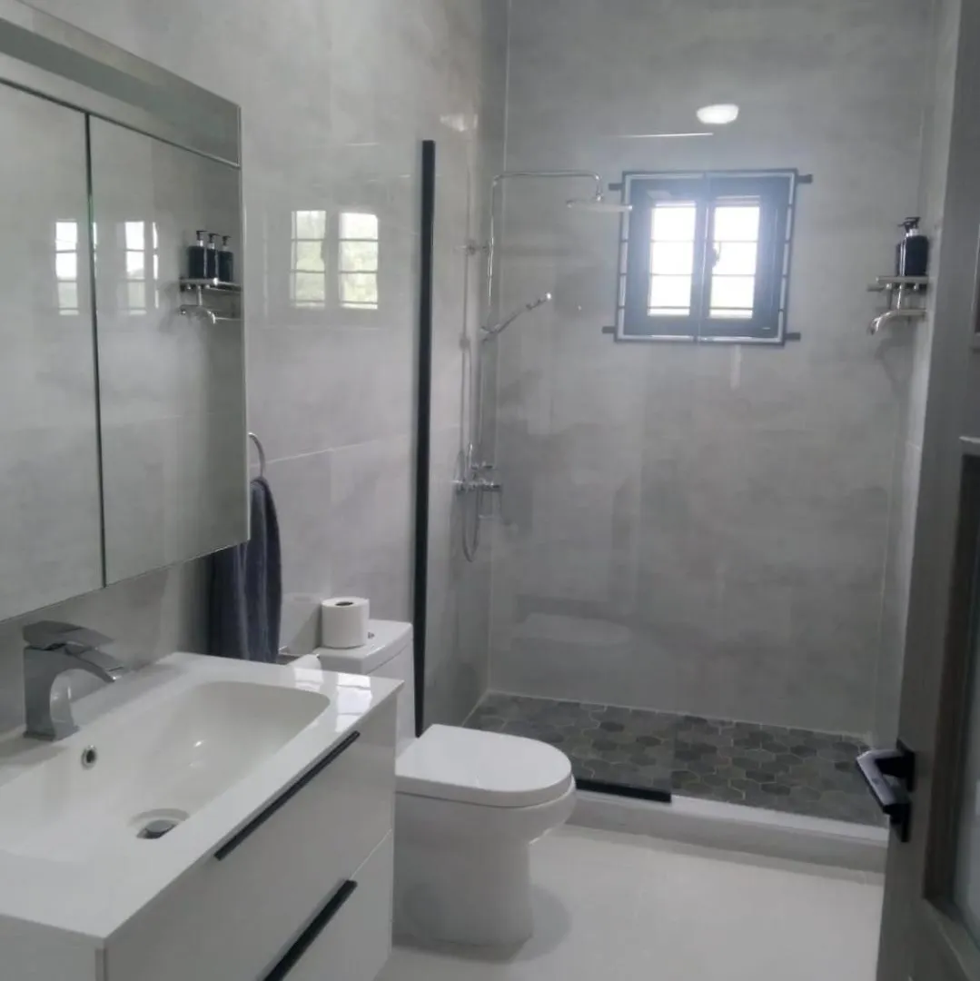 Oricha Villa- Stylish 2-Bedroom Retreat With Ac & Pool Access Ocho Rios Jamaica