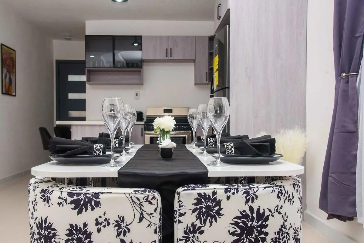 Oricha Villa- Stylish 2-Bedroom Retreat With Ac & Pool Access Ocho Rios 0*,