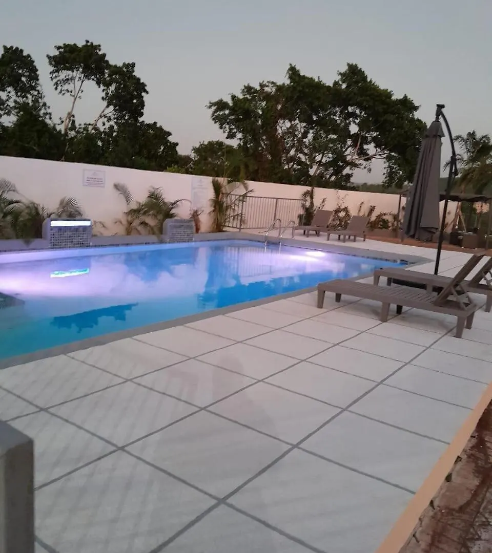 Oricha Villa- Stylish 2-Bedroom Retreat With Ac & Pool Access Ocho Rios